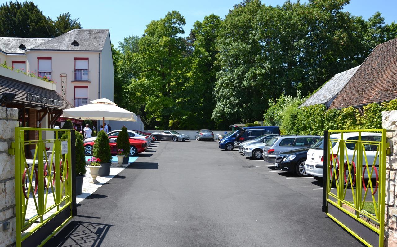 Hotel Saint-Hubert Cour-Cheverny Exterior photo